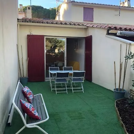 Climatise Avec Jardin Et Pkg Privatif 아파트